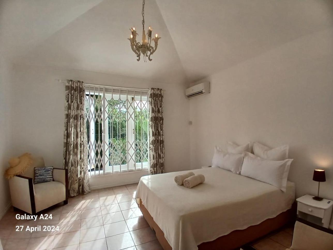 The Coral House Apartment ริวิแยร์นัวร์ ภายนอก รูปภาพ