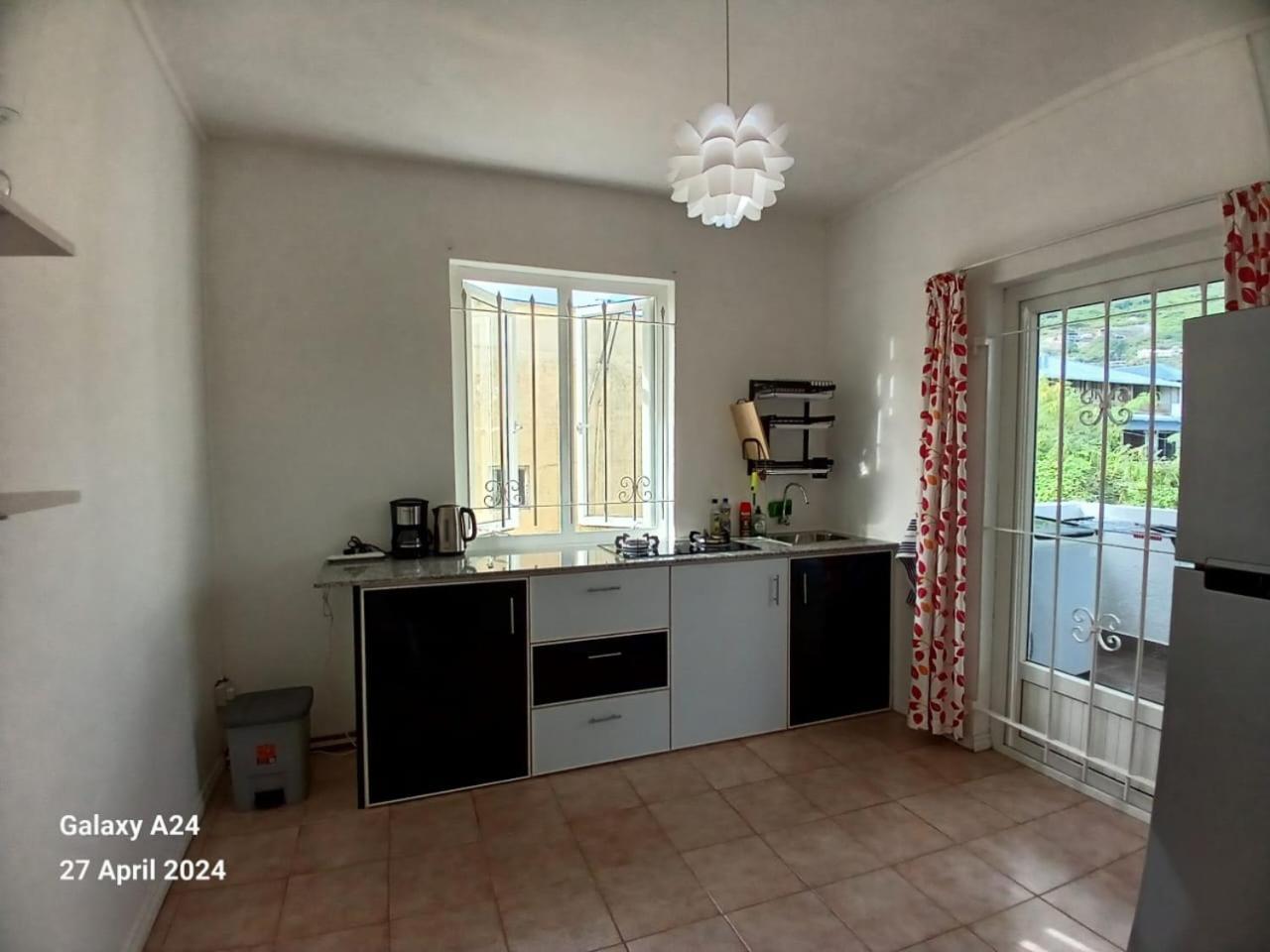 The Coral House Apartment ริวิแยร์นัวร์ ภายนอก รูปภาพ