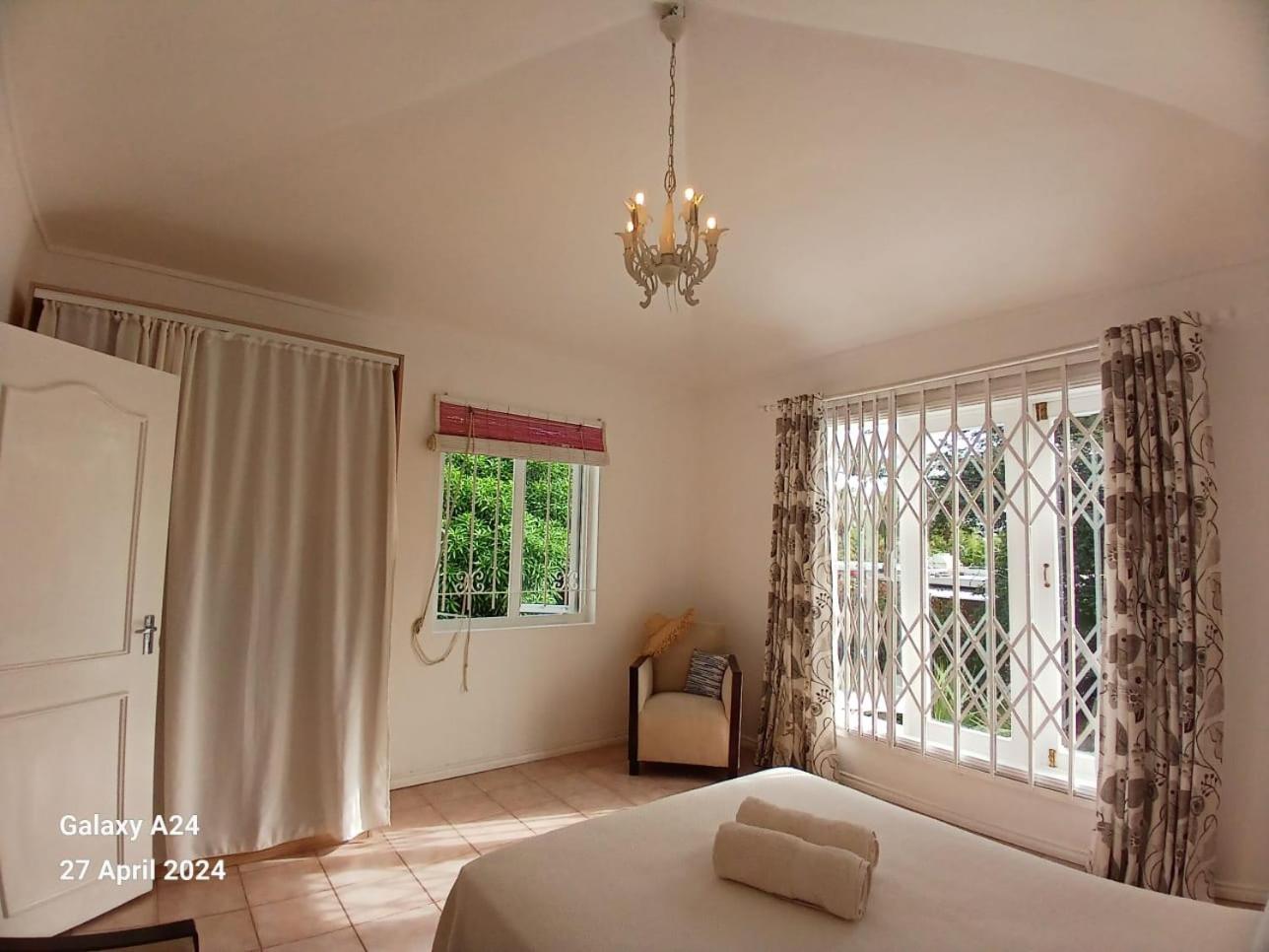 The Coral House Apartment ริวิแยร์นัวร์ ภายนอก รูปภาพ