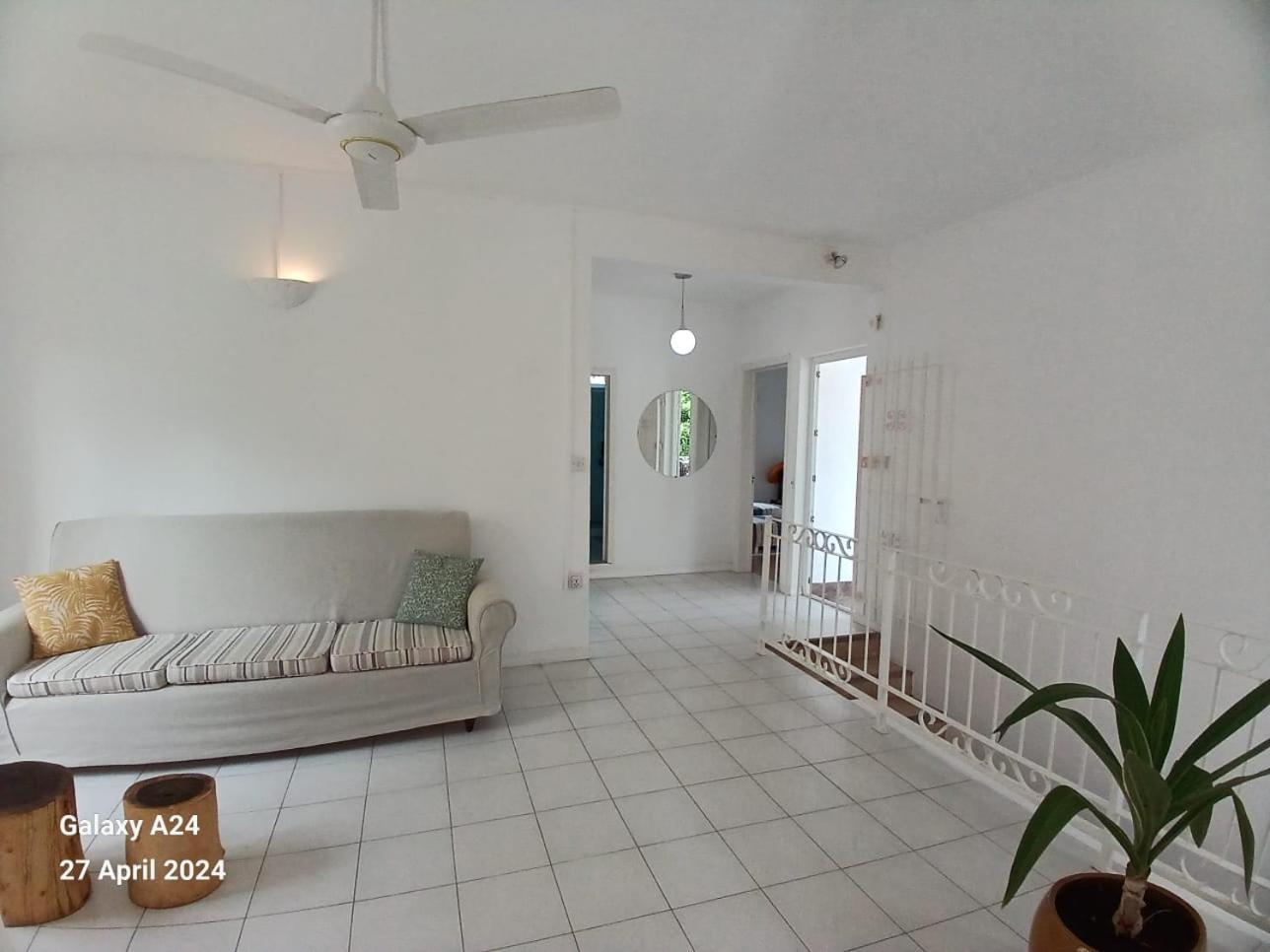 The Coral House Apartment ริวิแยร์นัวร์ ภายนอก รูปภาพ