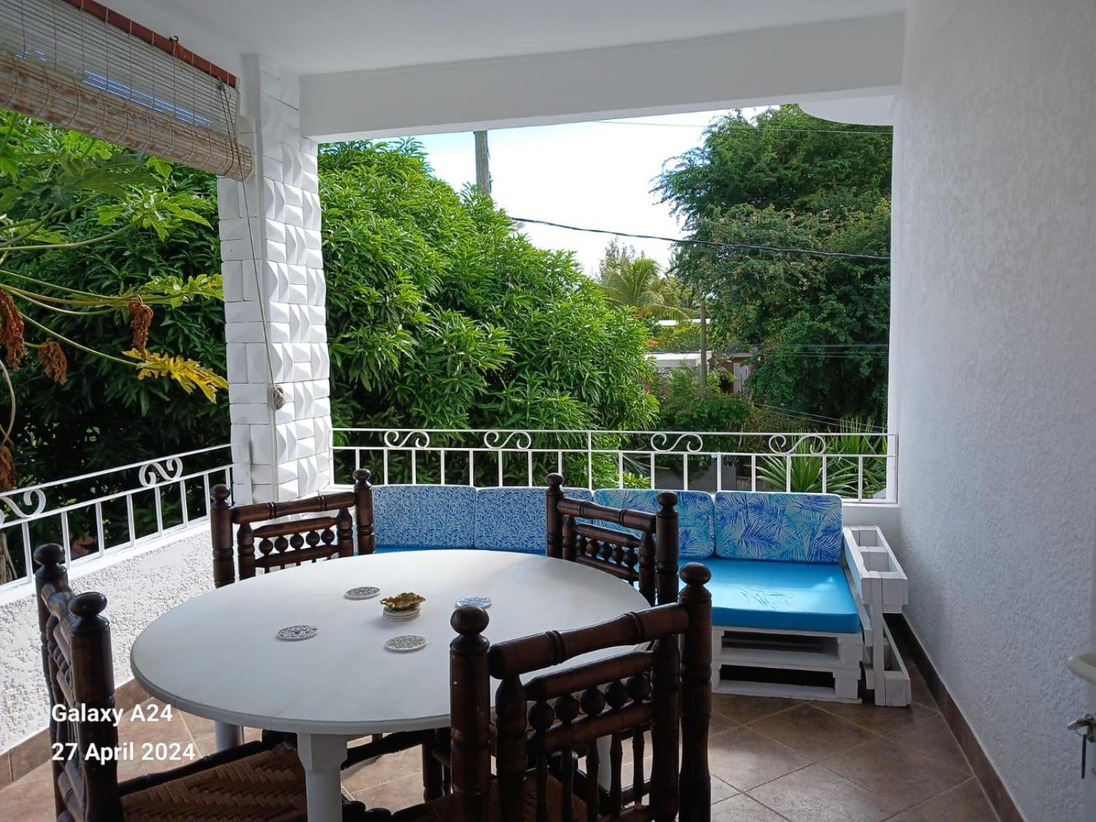 The Coral House Apartment ริวิแยร์นัวร์ ภายนอก รูปภาพ