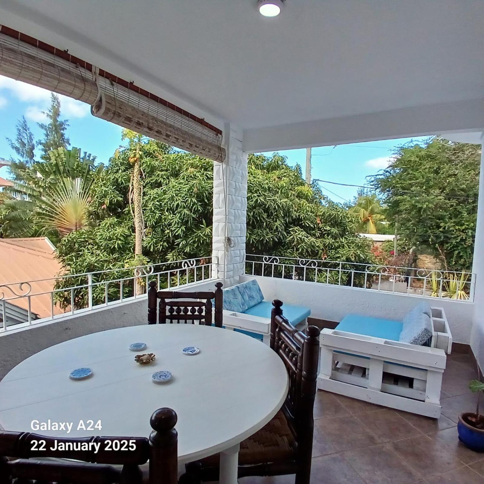 The Coral House Apartment ริวิแยร์นัวร์ ภายนอก รูปภาพ