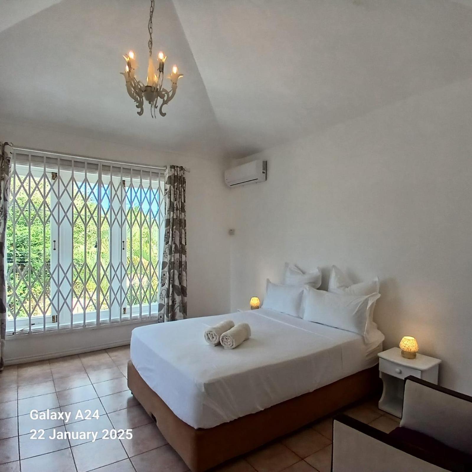 The Coral House Apartment ริวิแยร์นัวร์ ภายนอก รูปภาพ