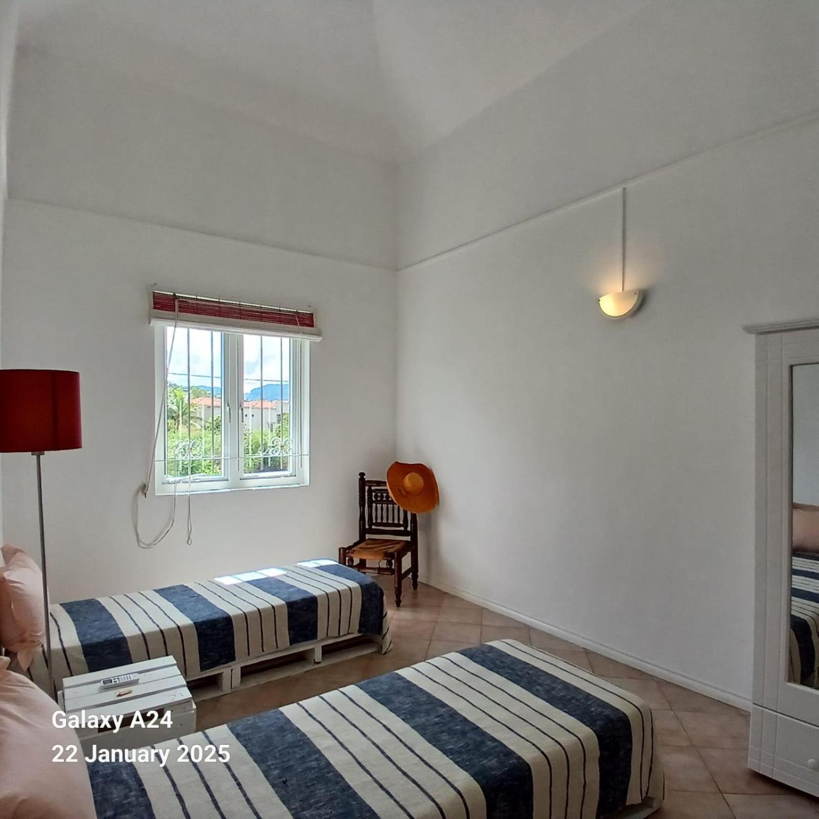 The Coral House Apartment ริวิแยร์นัวร์ ภายนอก รูปภาพ